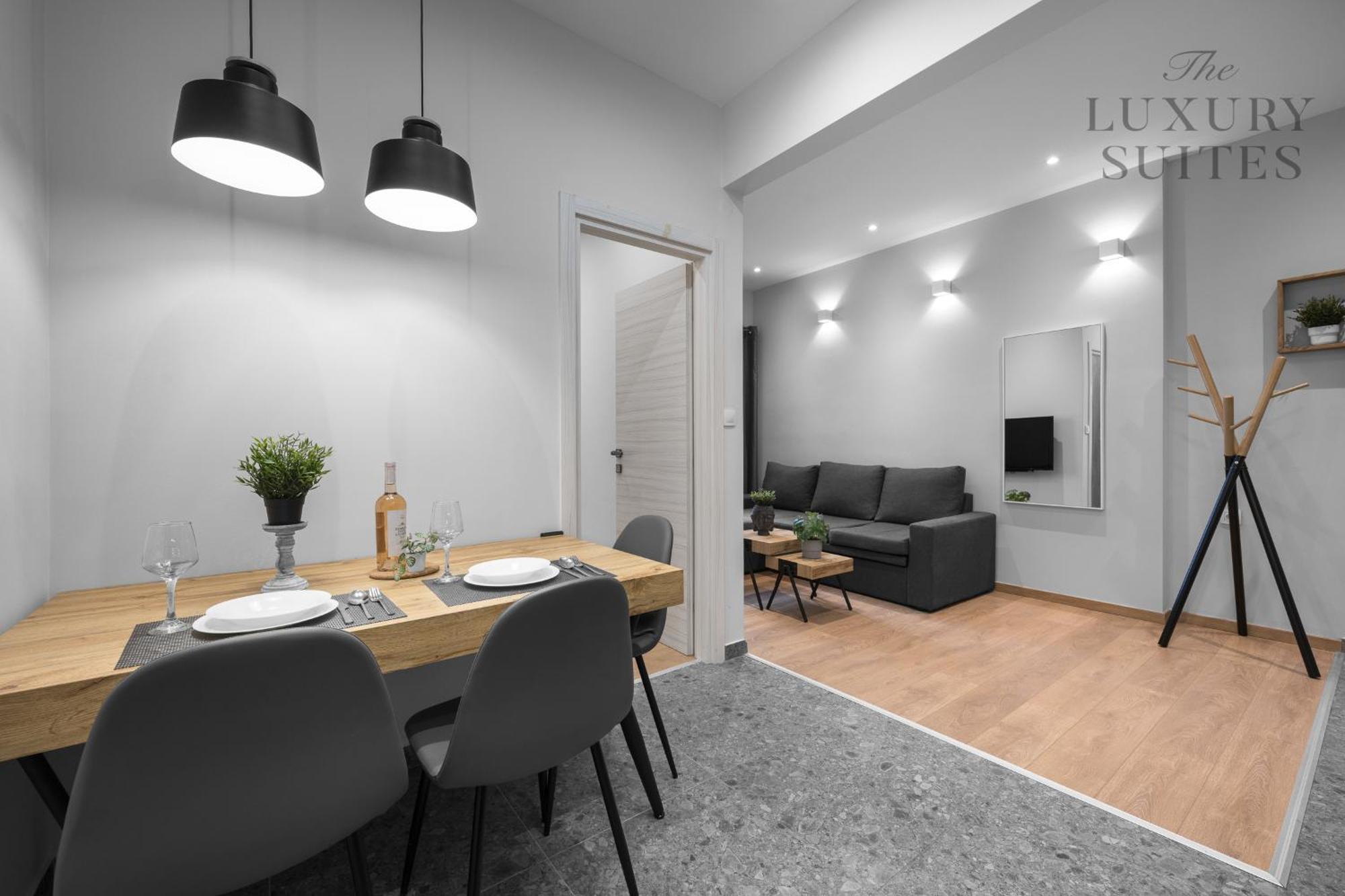 Aelia Apartments, The Luxury Suites เทสซาโลนิกิ ภายนอก รูปภาพ