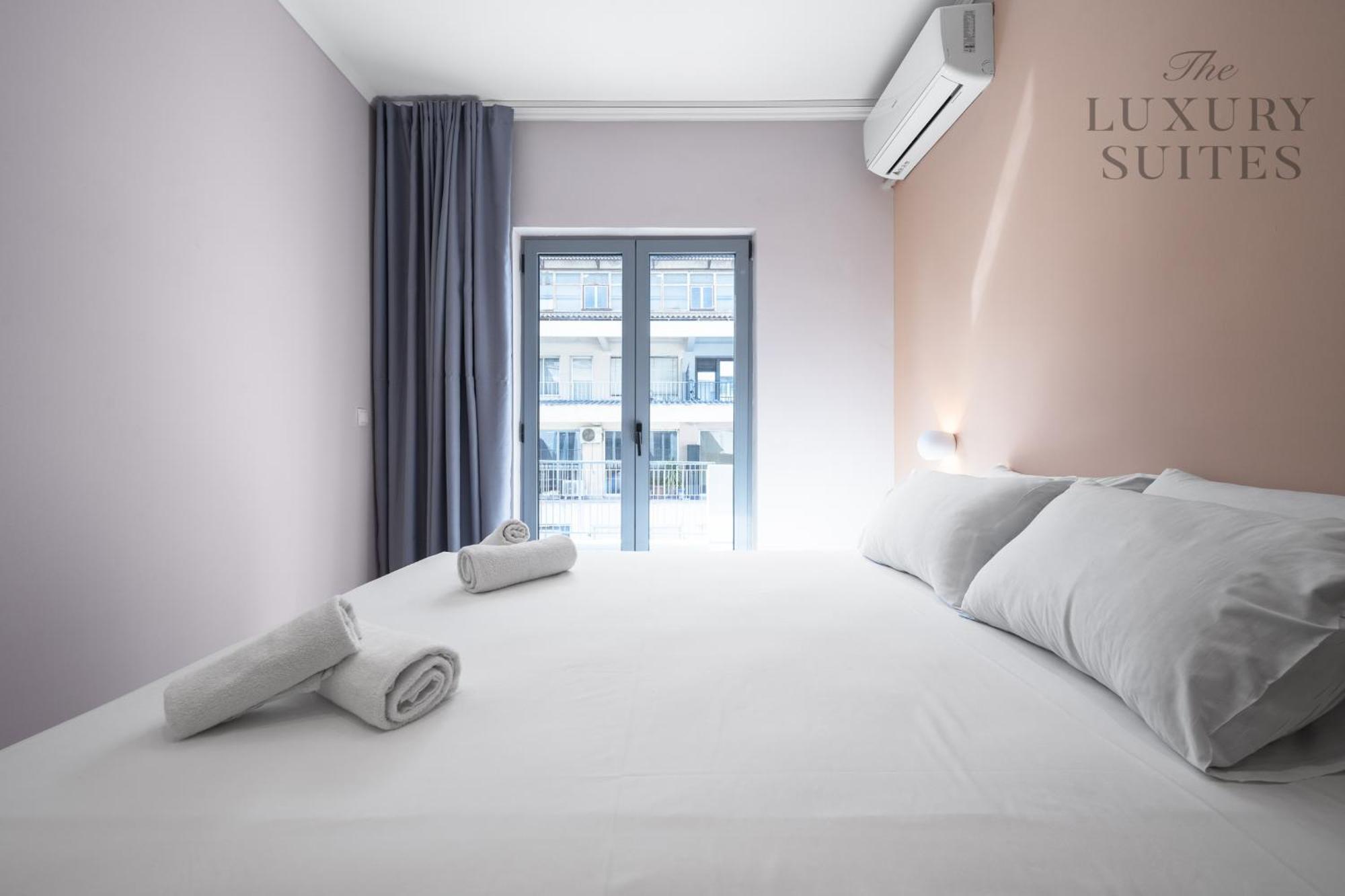 Aelia Apartments, The Luxury Suites เทสซาโลนิกิ ภายนอก รูปภาพ
